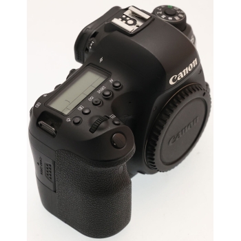 CANON 6D II + grip