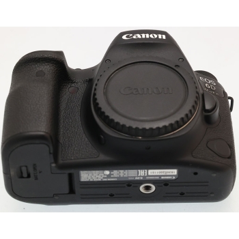 CANON 6D II + grip