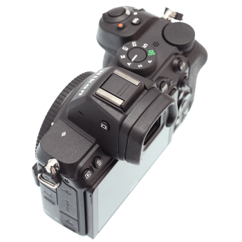 NIKON Z5