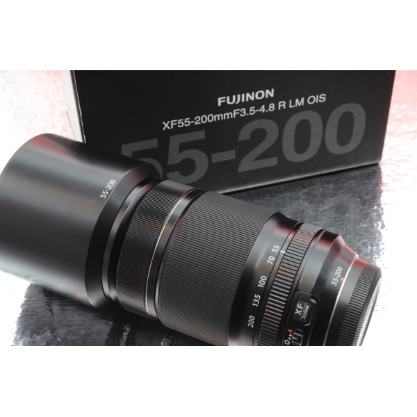FUJIFILM XF 55-200 MM F 3.5-4.8 OIS FUJIFILM XF 55-200 MM F 3.5-4.8 OIS