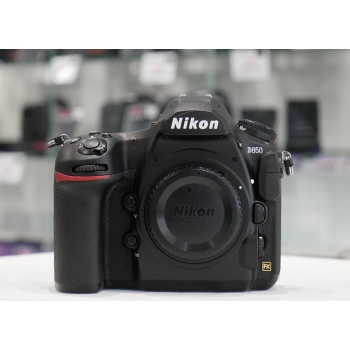 NIKON D850 (8760 clics)