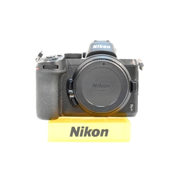 NIKON Z5