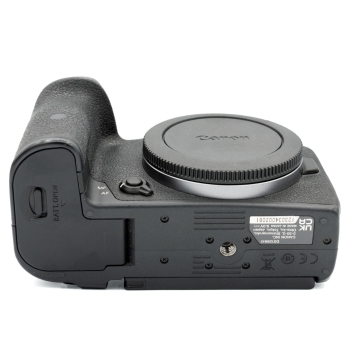 CANON EOS R7