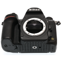 NIKON D780