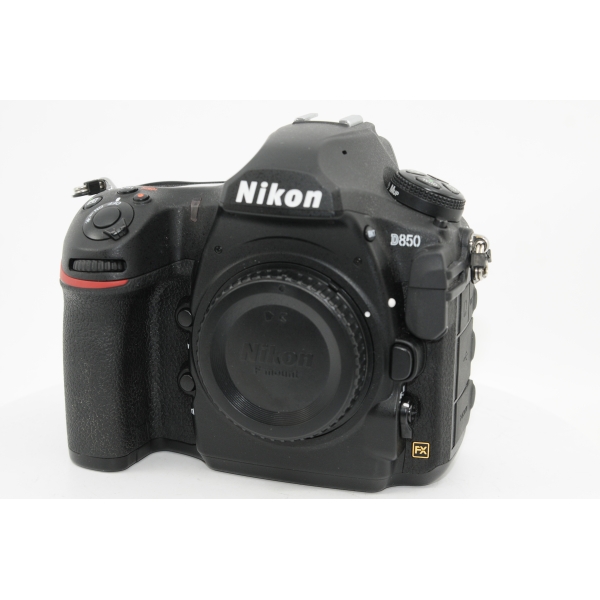 NIKON D850 NIKON D850