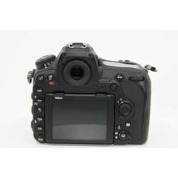 NIKON D850
