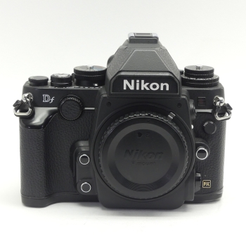 NIKON DF
