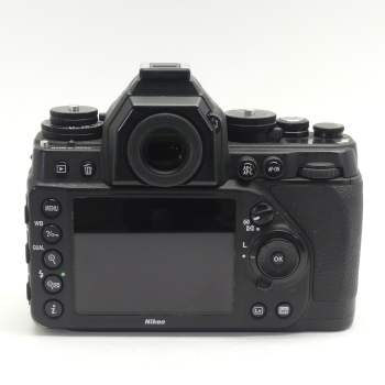 NIKON DF
