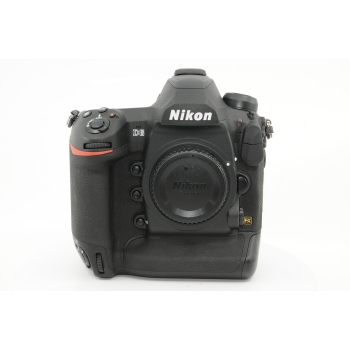 NIKON D6