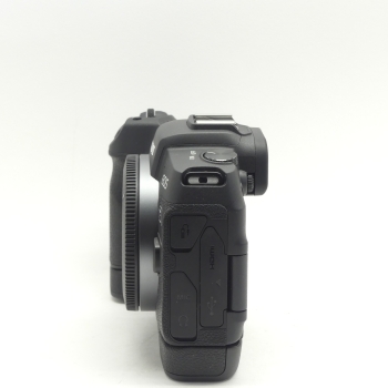 CANON EOS RP + GRIP EG-E1