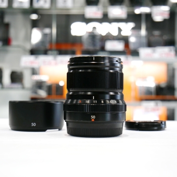 Fuji XF 50 mm f/2 R WR