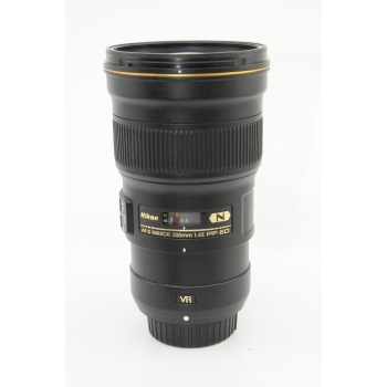 NIKON AF-S 300MM F/4 PF ED VR