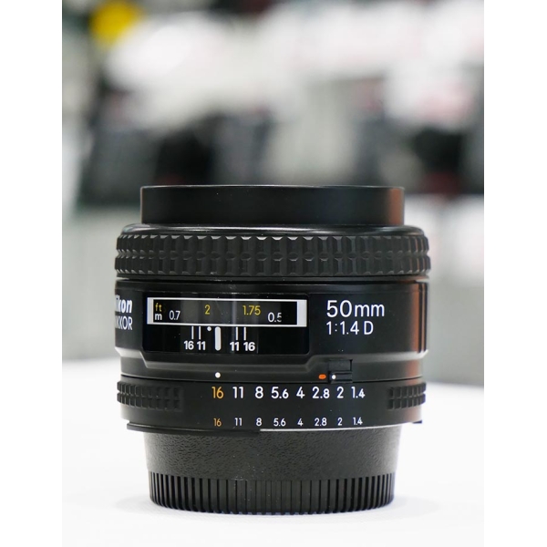 NIKON AF-D NIKKOR 50MM F/1.4 NIKON AF-D NIKKOR 50MM F/1.4
