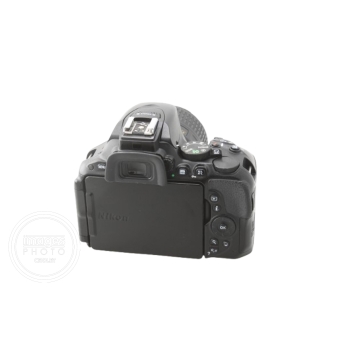 NIKON D5500+ 18-55 VR II (32427 CLICS)