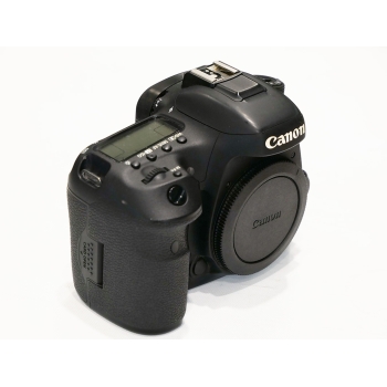 CANON EOS 7D MK II (33890 clics)
