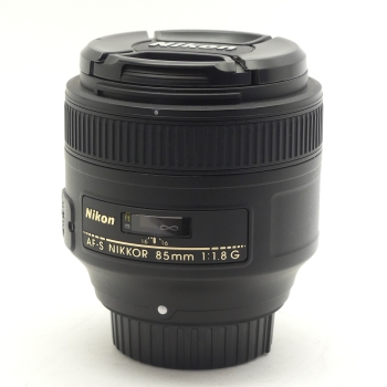 NIKON AF-S 85/1.8 G