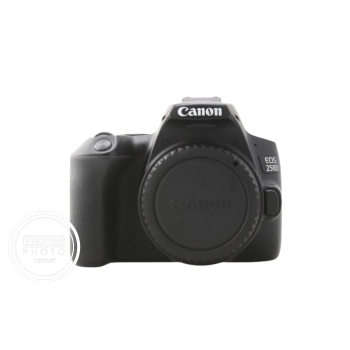 CANON EOS 250D (MOINS DE 22000 CLICS)