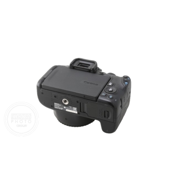 CANON EOS 250D (MOINS DE 22000 CLICS)