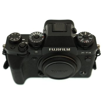 FUJI X-T4 NOIR