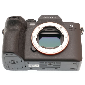 SONY BOITIER 7 IV