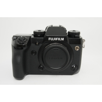 FUJI X-H1