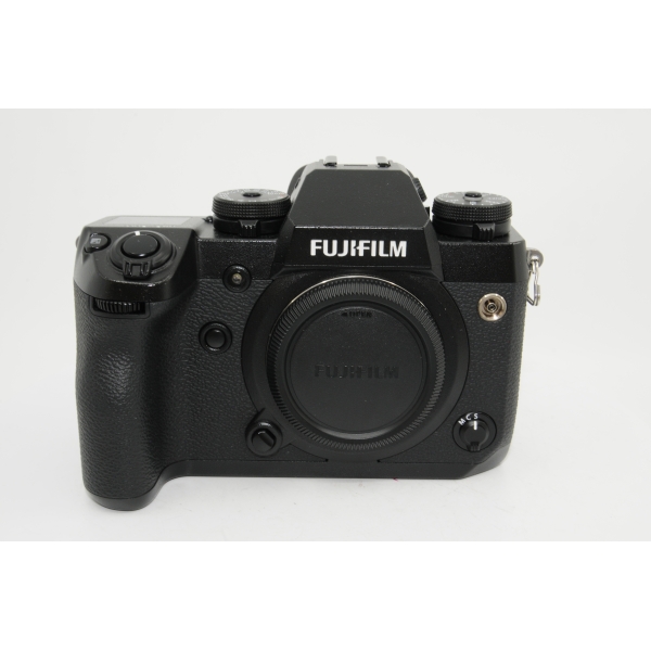 FUJI X-H1