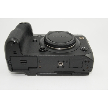 FUJI X-H1