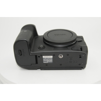 CANON EOS R5