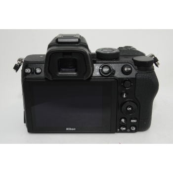 NIKON Z5