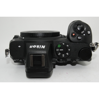 NIKON Z5