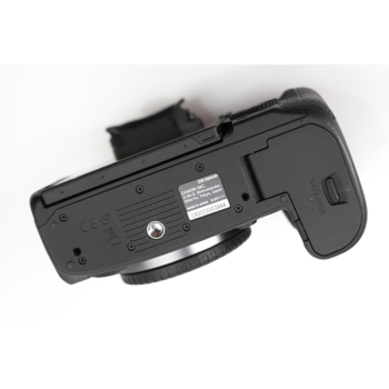 CANON R5  - de 7000 clics  2 batteries