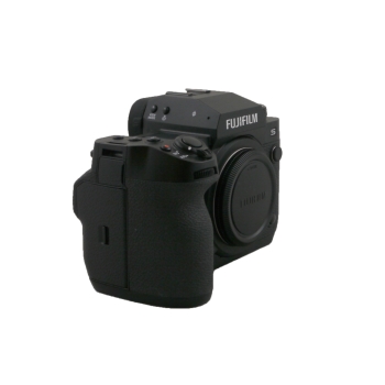 FUJI X-H2s