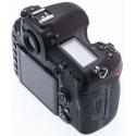 NIKON D850