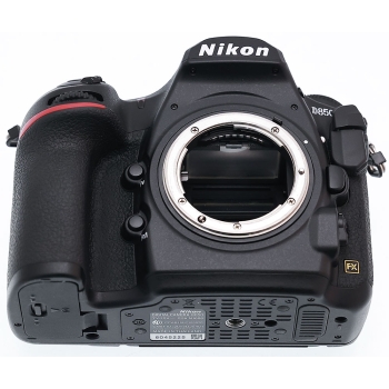 NIKON D850