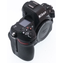 NIKON Z8