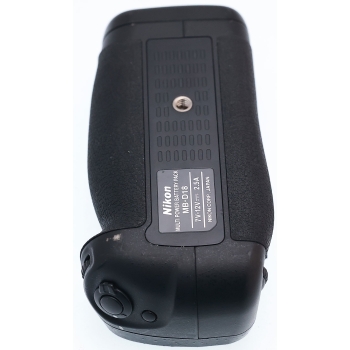 NIKON GRIP MB-D18