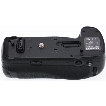 NIKON GRIP MB-D18