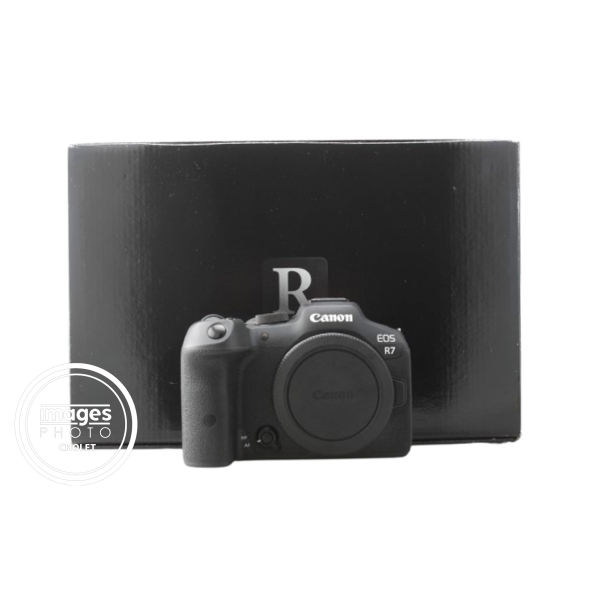 CANON EOS R7 NU (MOINS DE 13000 CLICS)