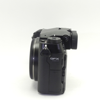 FUJIFILM GFX 50S II