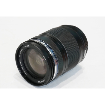 OLYMPUS 14-150 f/4-5.6 II