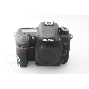 NIKON D7500 (1935 CLICS)