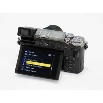 LUMIX DC-GX9 + 12-32 f/3.5-5.6 OIS (540 clics)