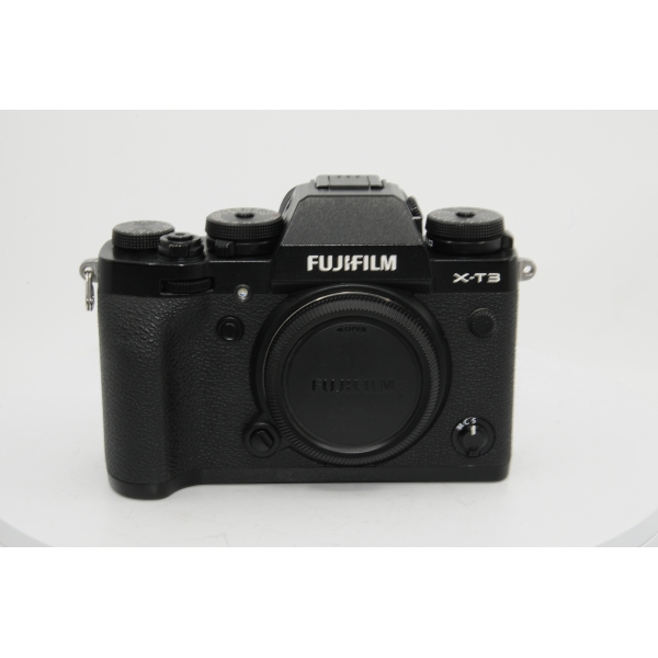 FUJI X-T3