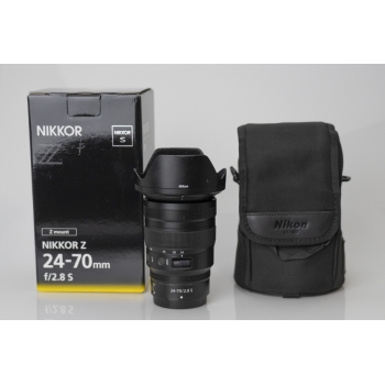 NIKON Z 24-70 F 2.8