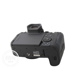 CANON EOS R6 NU (MOINS DE 11000 CLICS)