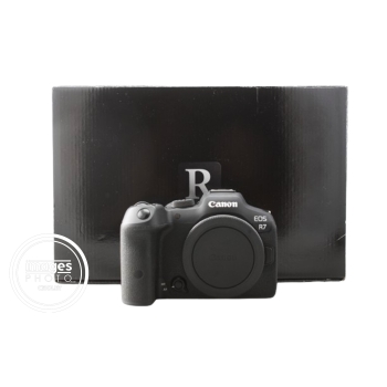 CANON EOS R7 NU (MOINS DE 15000 CLICS)
