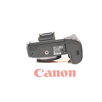 CANON EOS R
