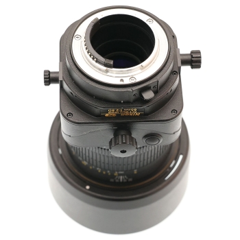 NIKON OBJ 85 PC-E 2.8 D