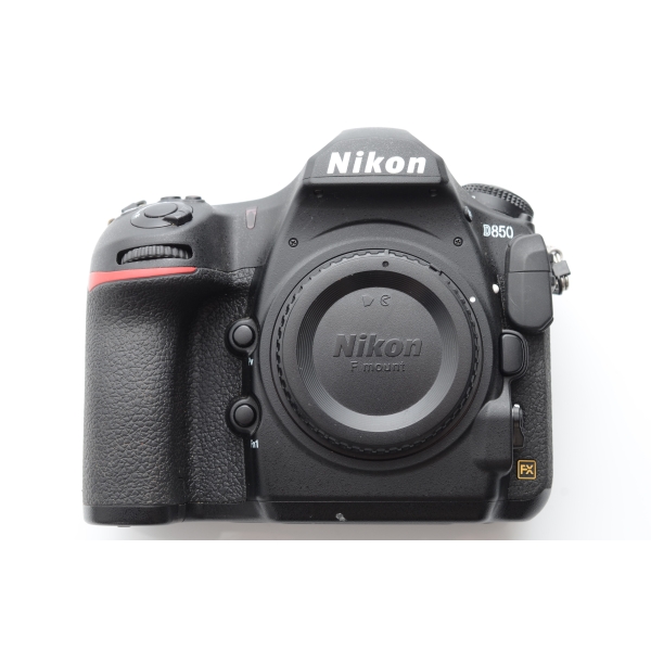 NIKON D 850 NU  16509 CLICS NIKON D 850 NU  16509 CLICS