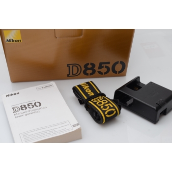 NIKON D 850 NU  16509 CLICS